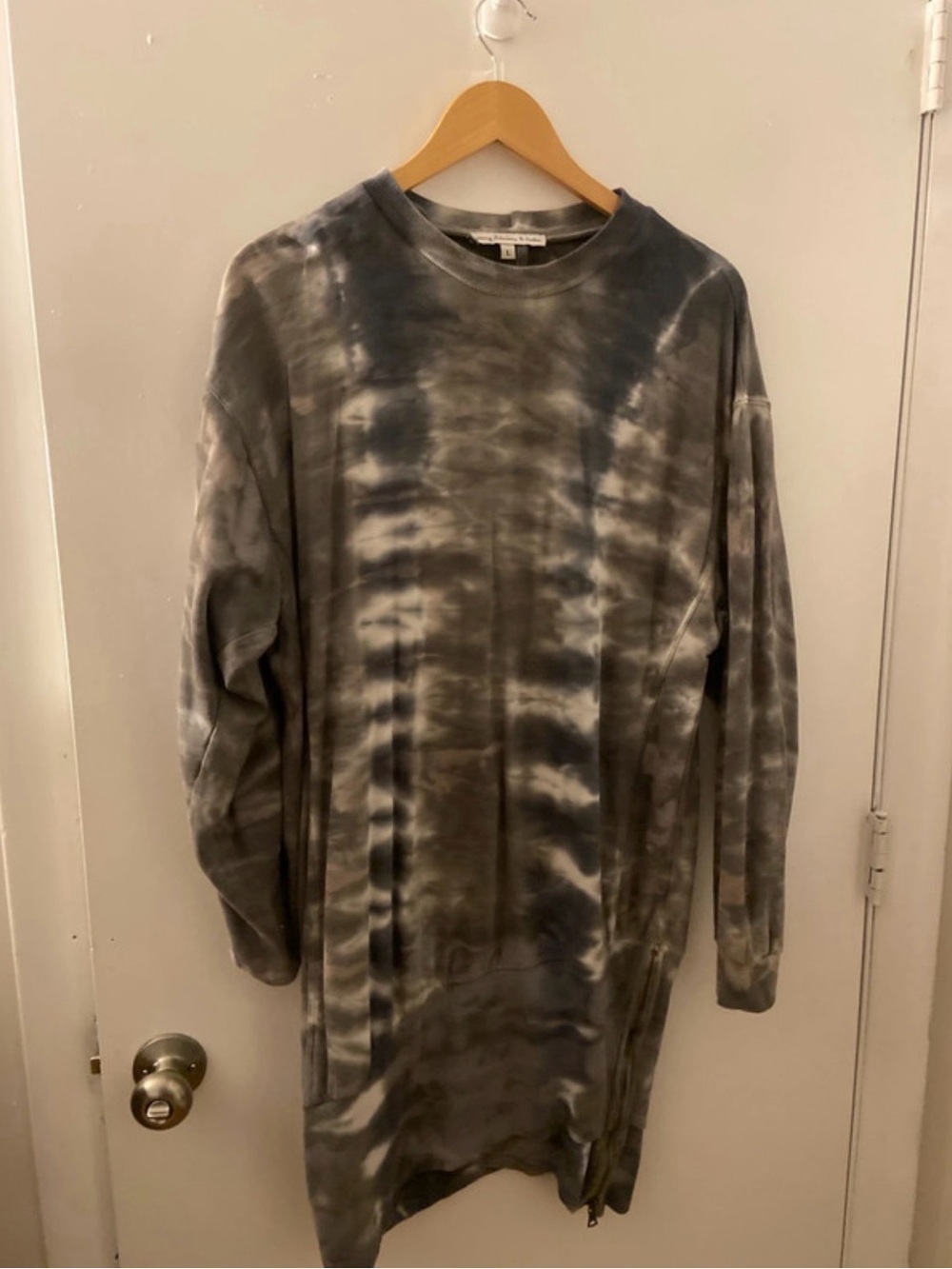Young, Fabulous & Broke Gray Tie-Dye Dress